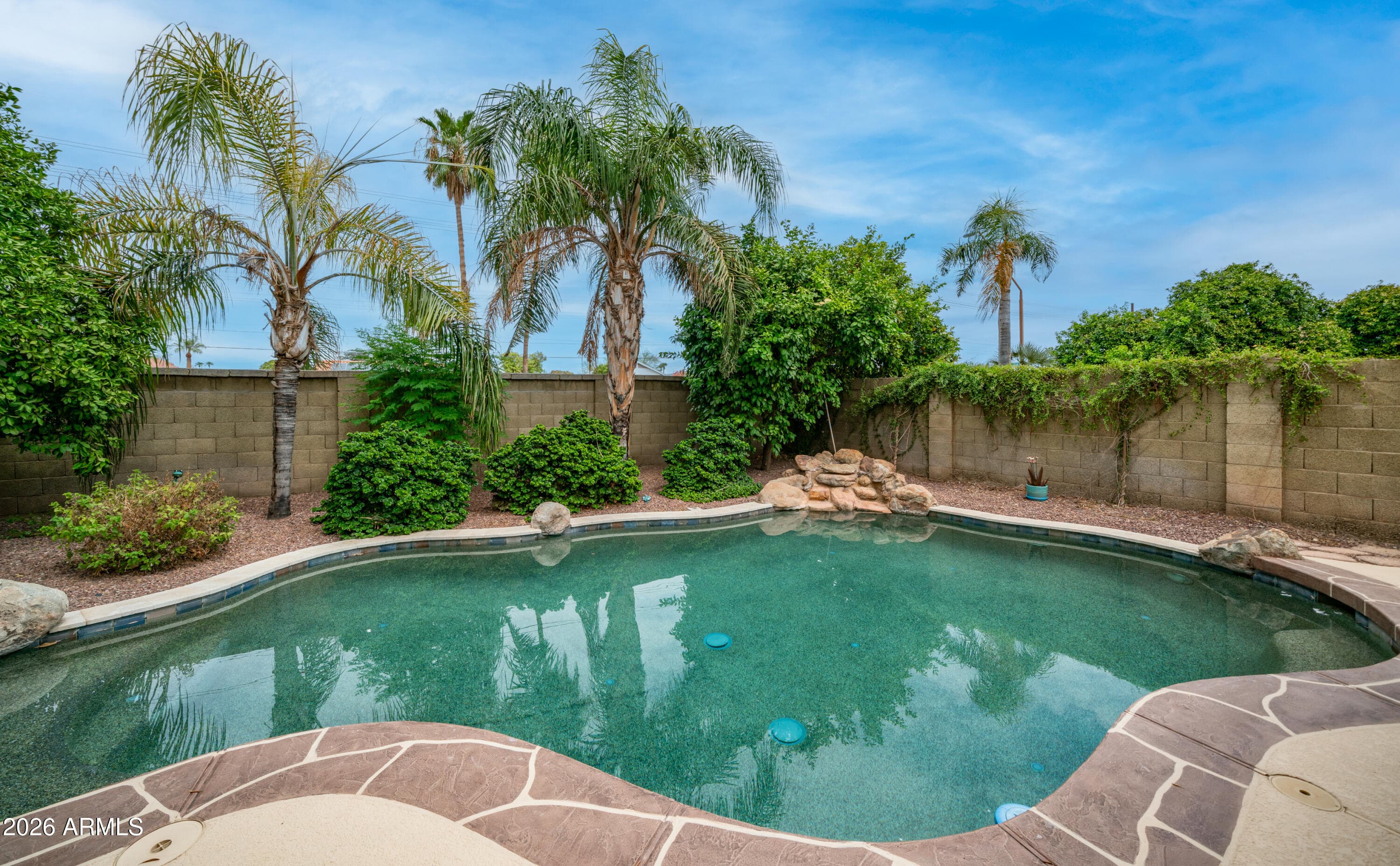 1338 E Sunburst Lane