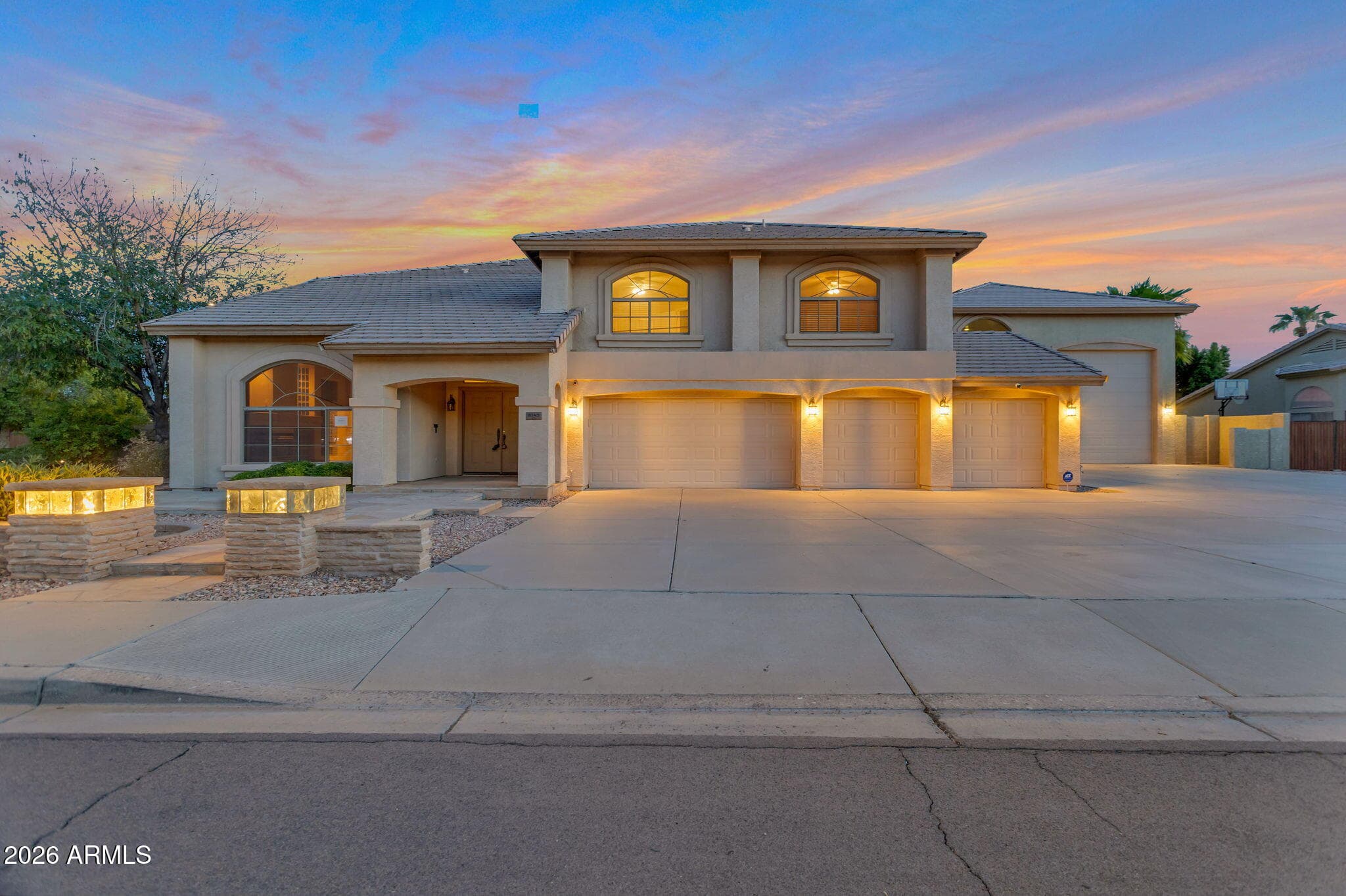 8145 W Camino De Oro, Peoria, Arizona