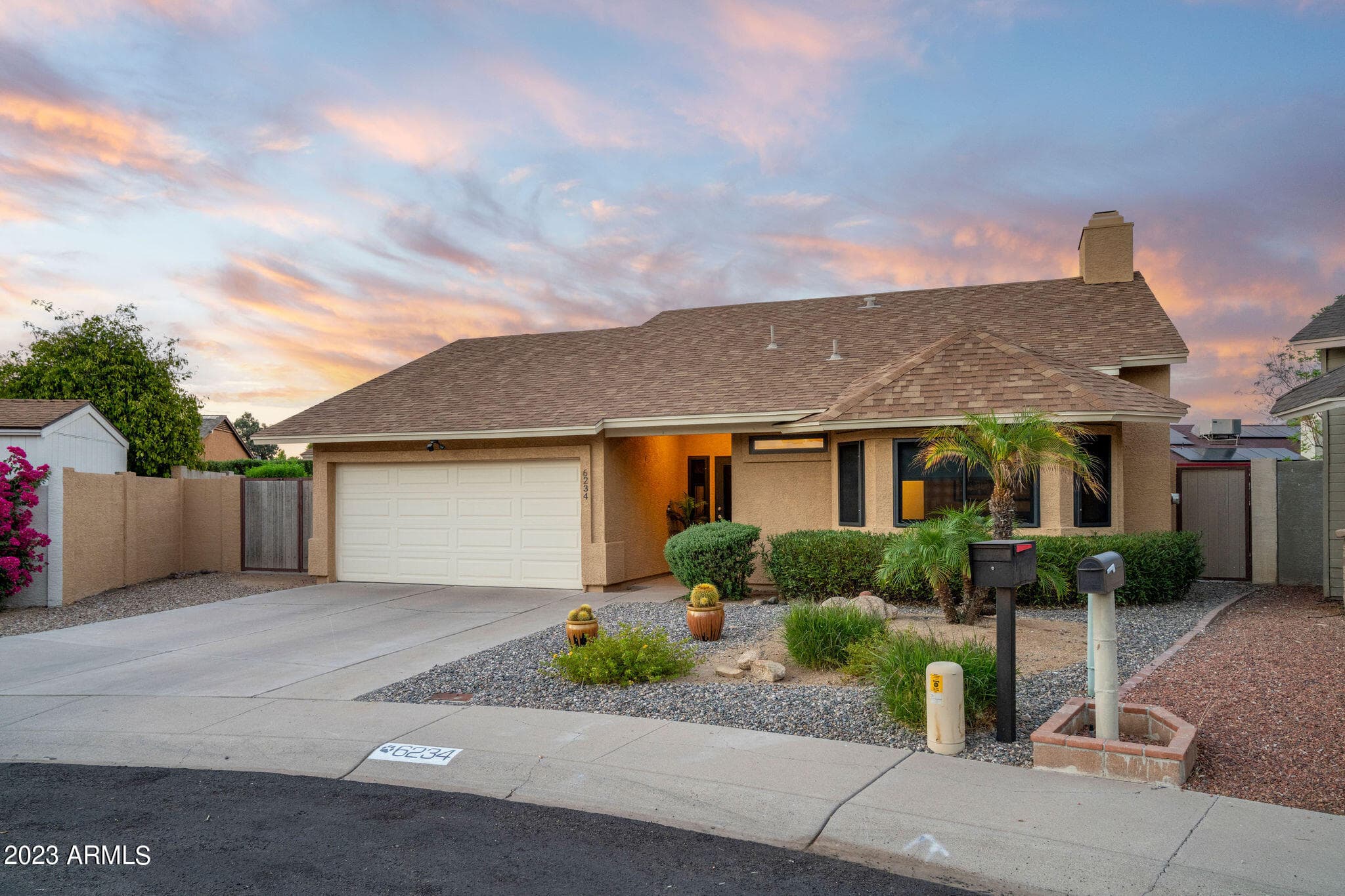 6234 E Betty Elyse Lane, Scottsdale, Arizona