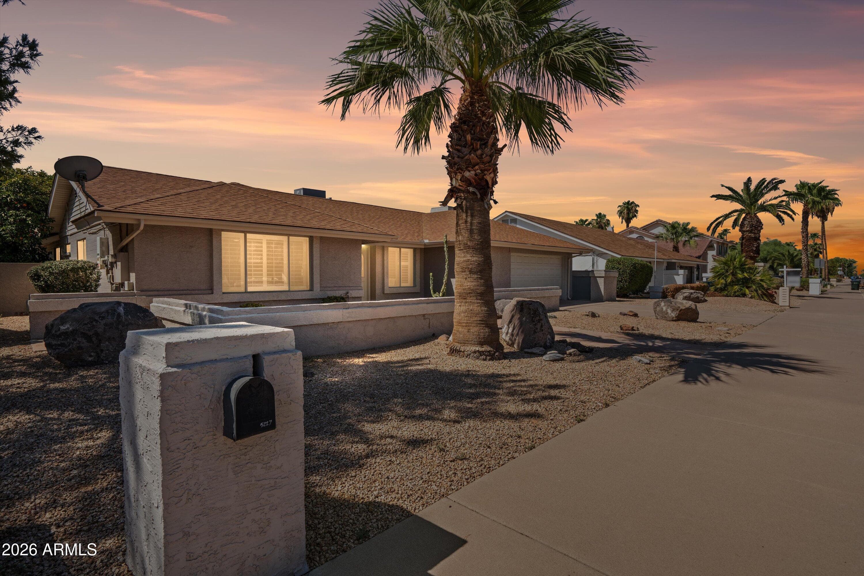 5227 E Paradise Lane, Scottsdale, Arizona