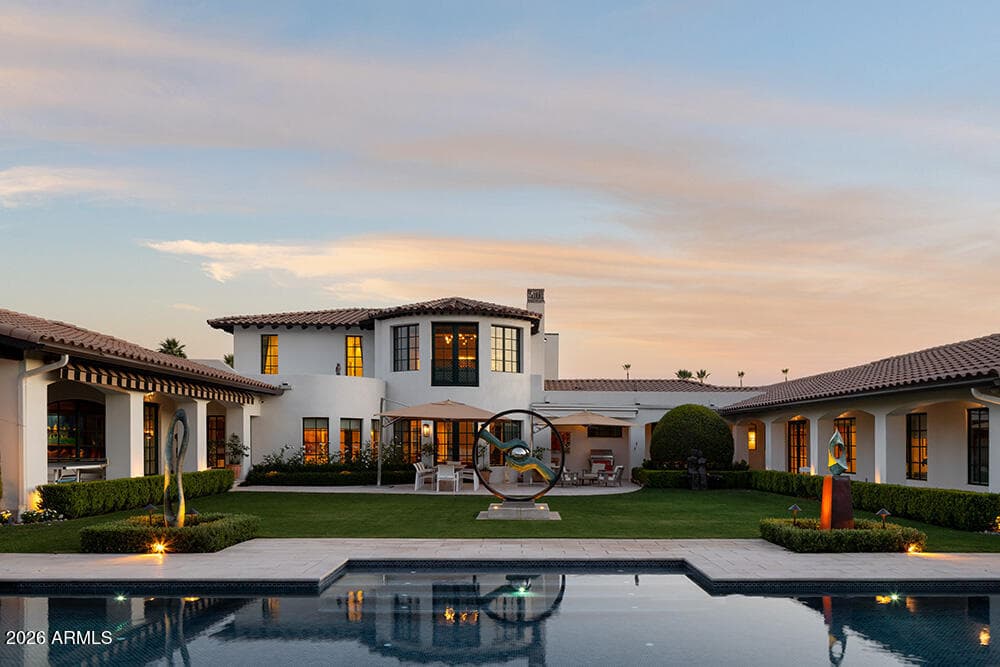 4908 E Calle Del Medio