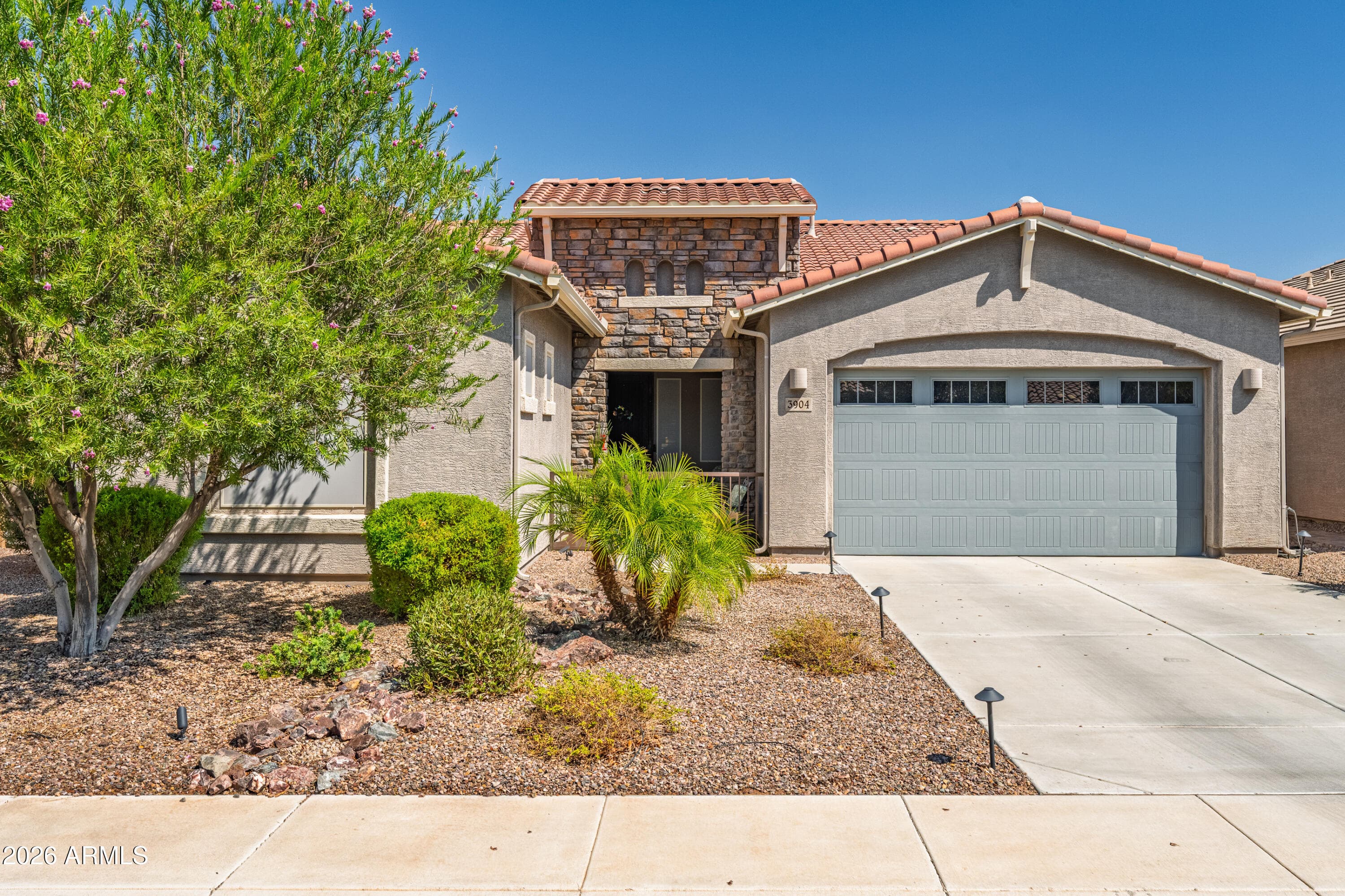 3904 E Dogwood Place