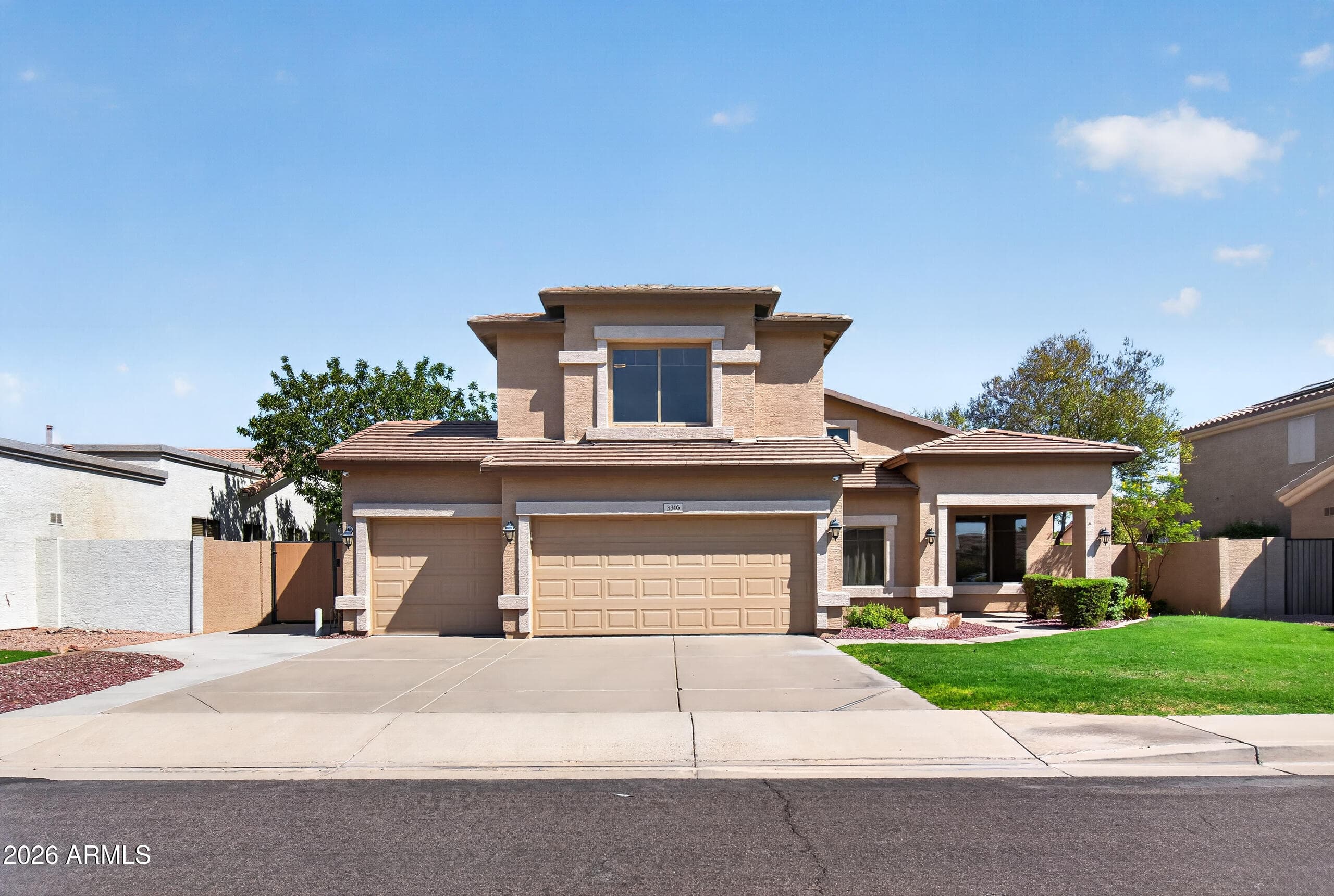 3316 E Maplewood Street, Gilbert, Arizona