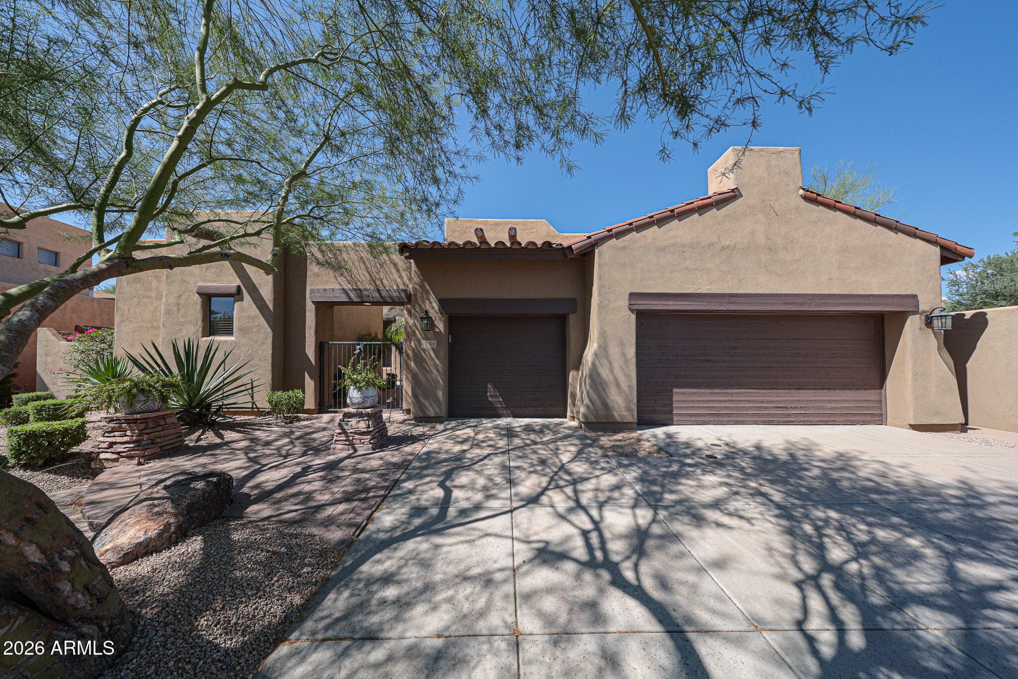 8146 E Wing Shadow Road