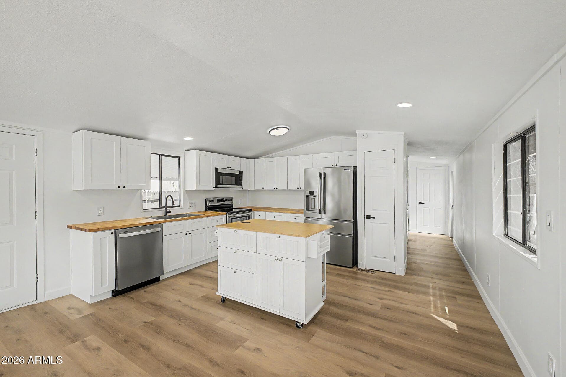 7704 E Glade Avenue, Mesa, Arizona