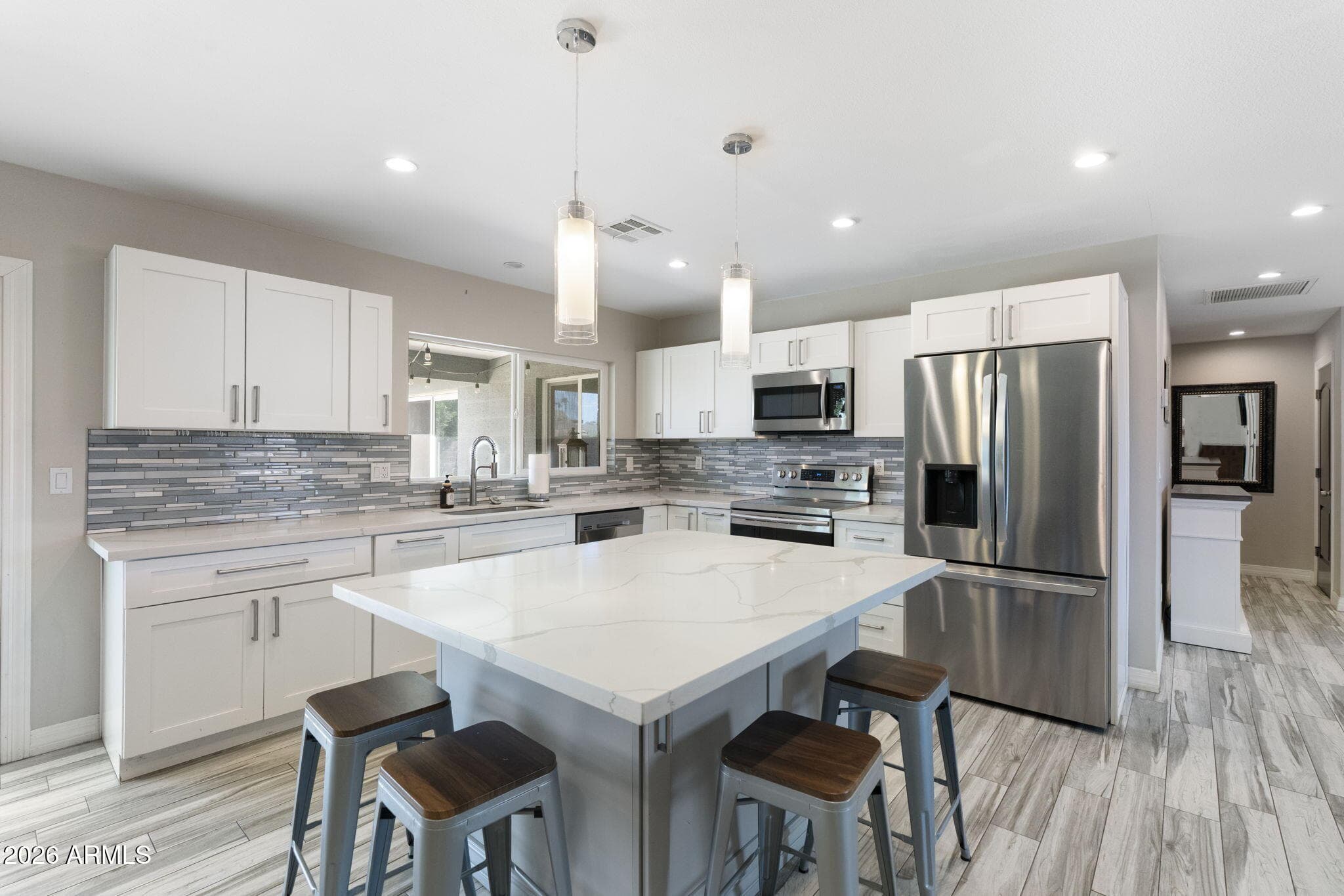 2418 W Calavar Road, Phoenix, Arizona