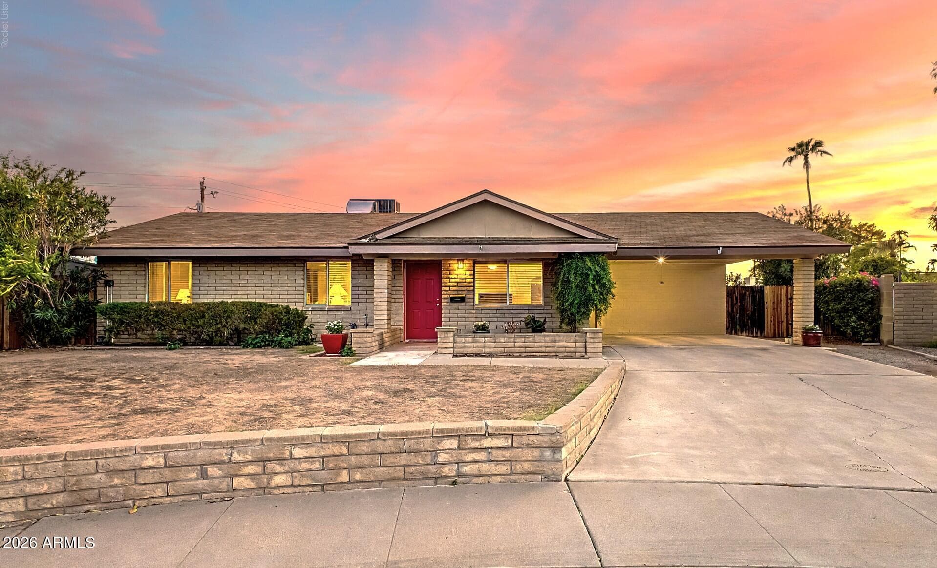 11208 N 38th Place, Phoenix, Arizona