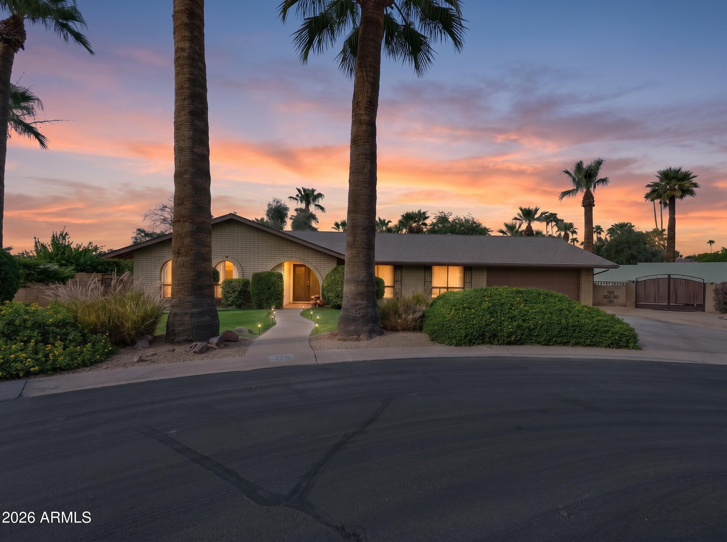 325 W Alegre Drive, Litchfield Park, Arizona