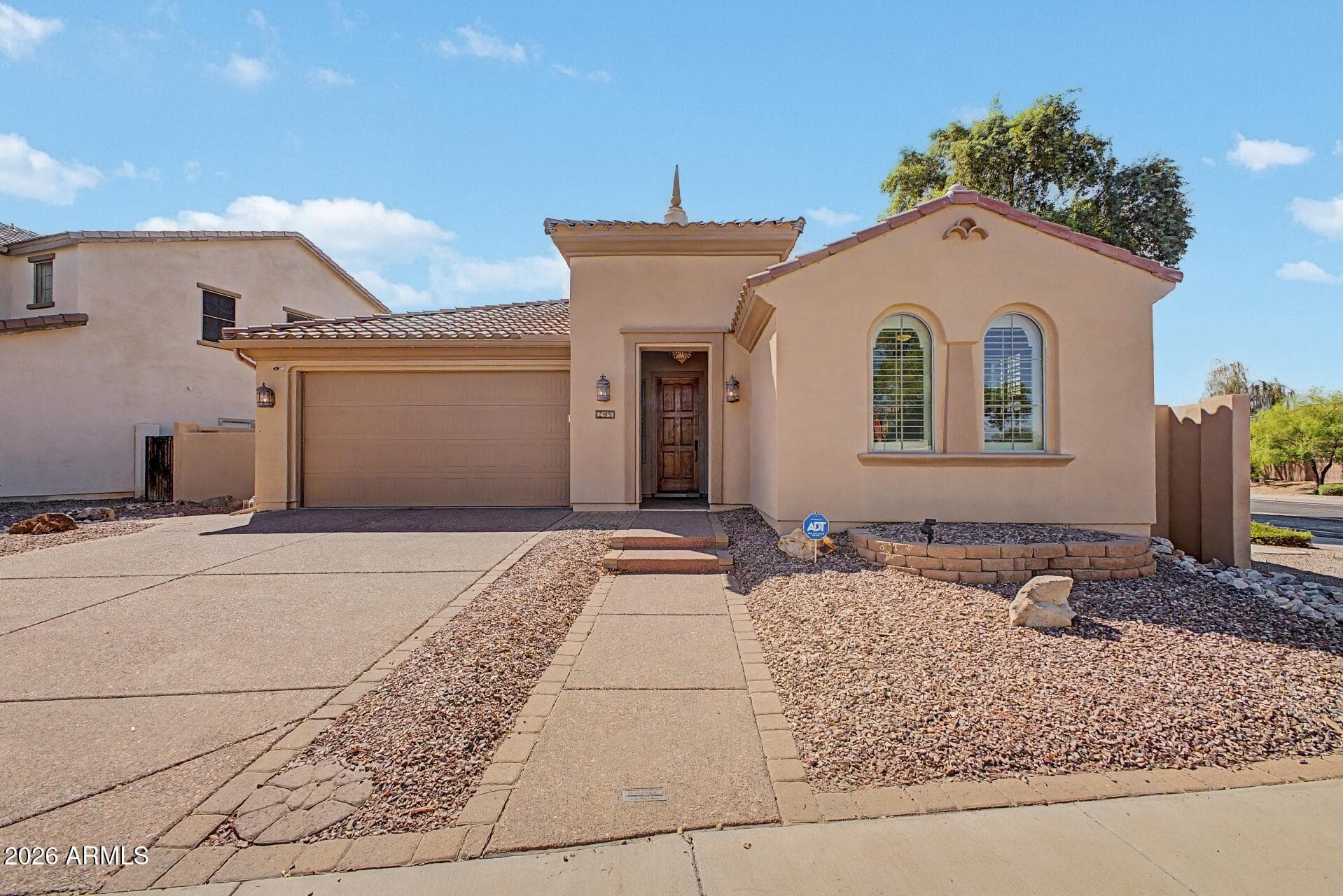 295 W Lantana Place