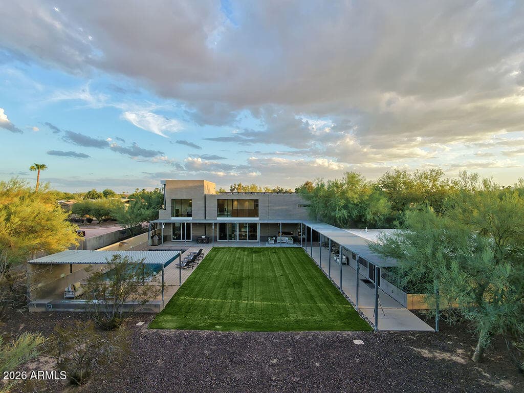 10010 E Jenan Drive, Scottsdale, Arizona