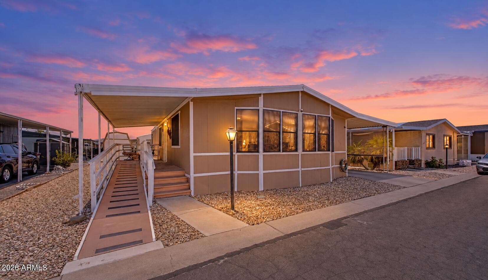 7810 W Peoria 136