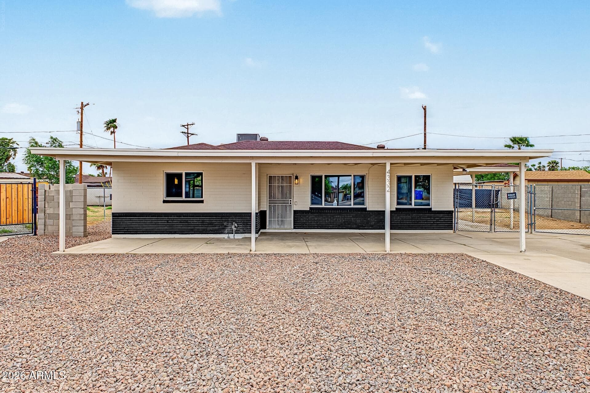 4332 W Crittenden Lane, Phoenix, Arizona