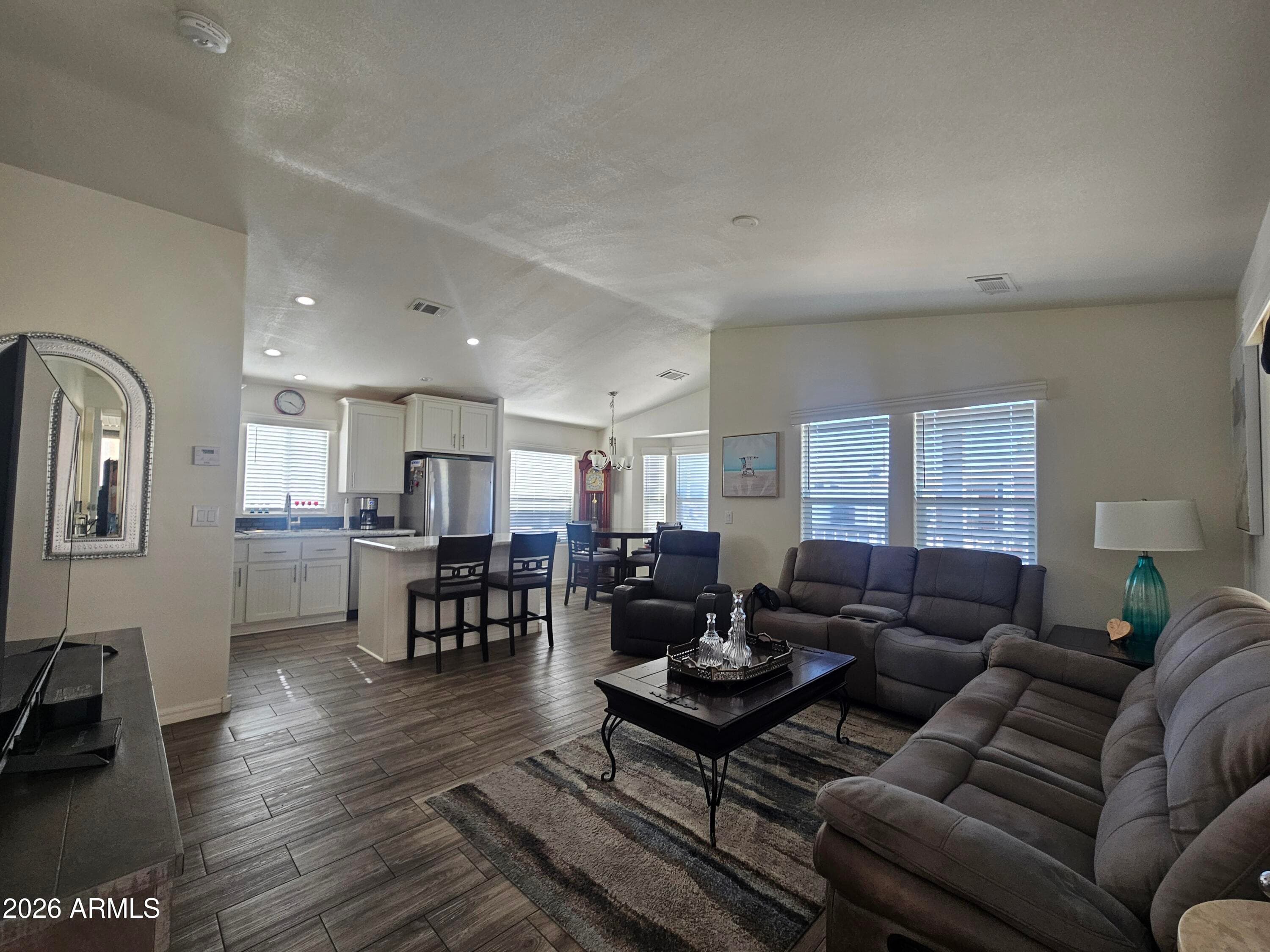 650 N Hawes Road 3108
