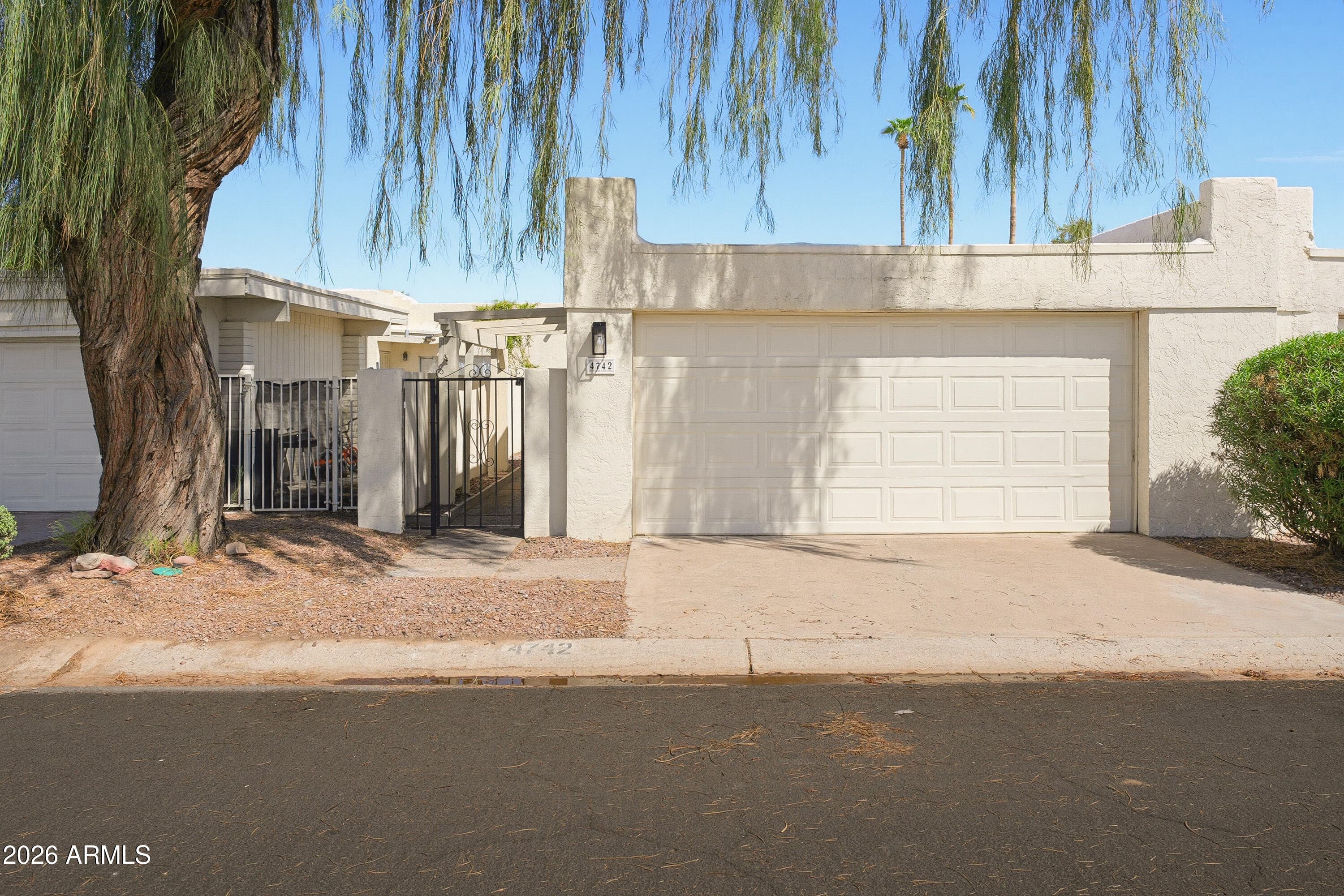 4742 W Palmaire Avenue, Glendale, Arizona