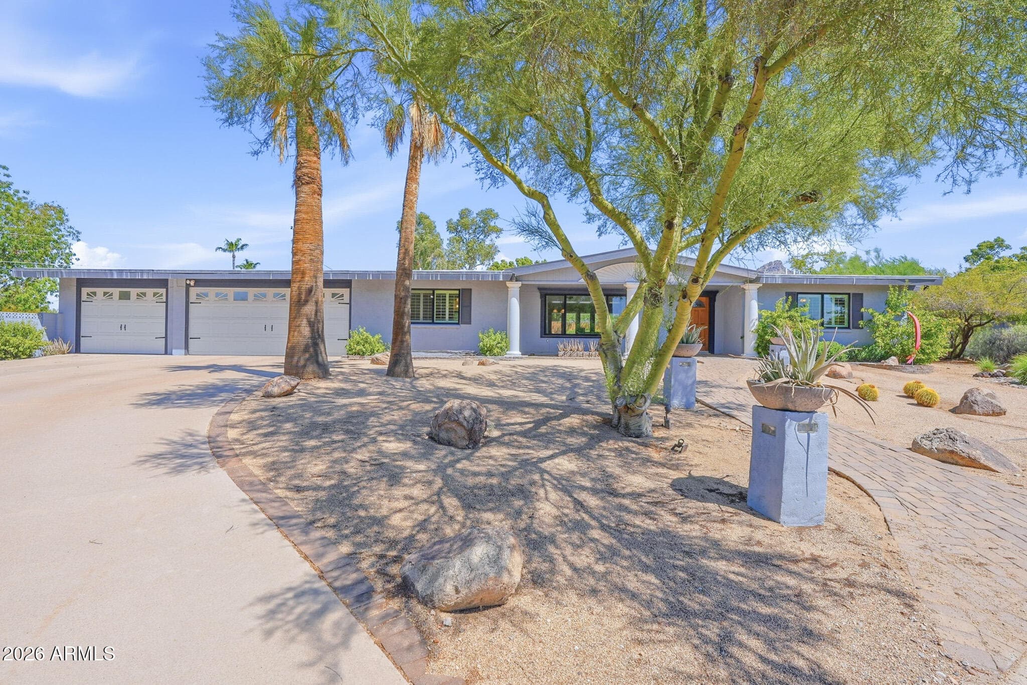 5822 N 23rd Place