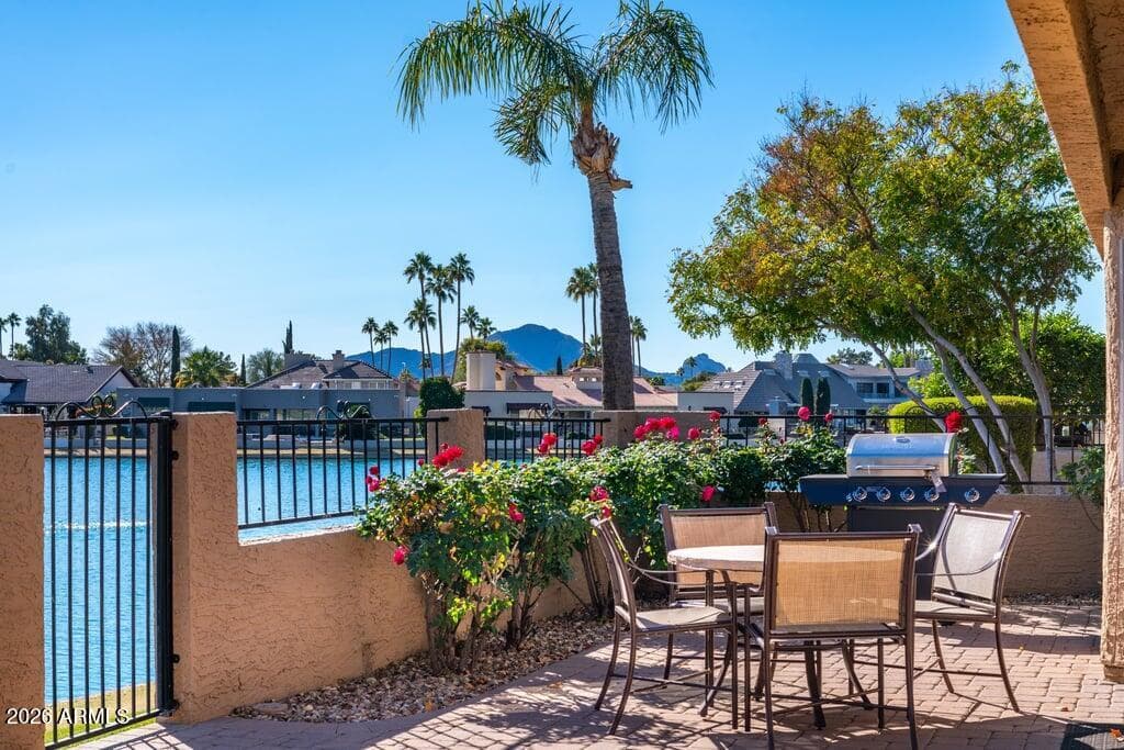 8183 E Del Cuarzo Drive