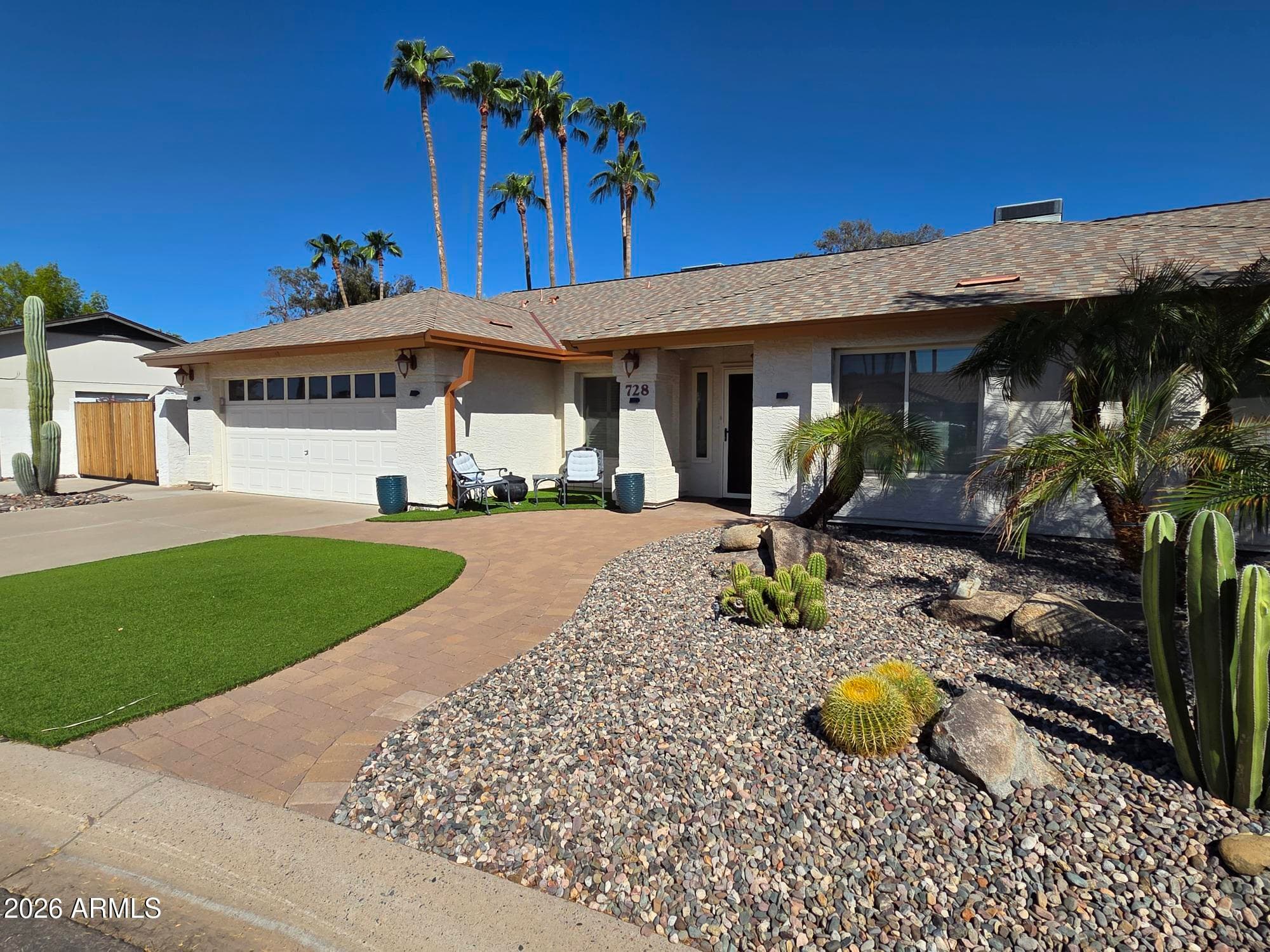 728 E Kings Avenue, Phoenix, Arizona