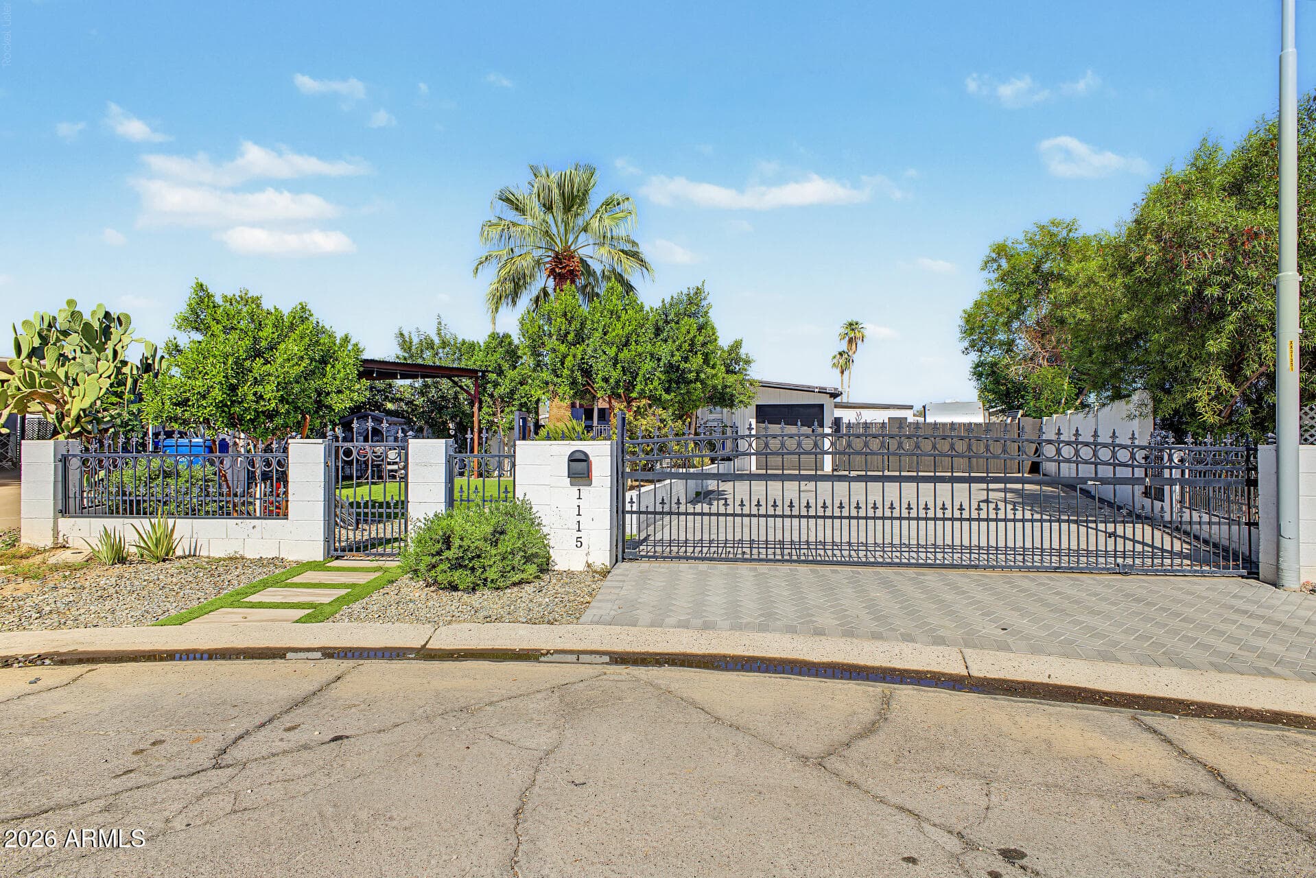 1115 S 77th Place, Mesa, Arizona