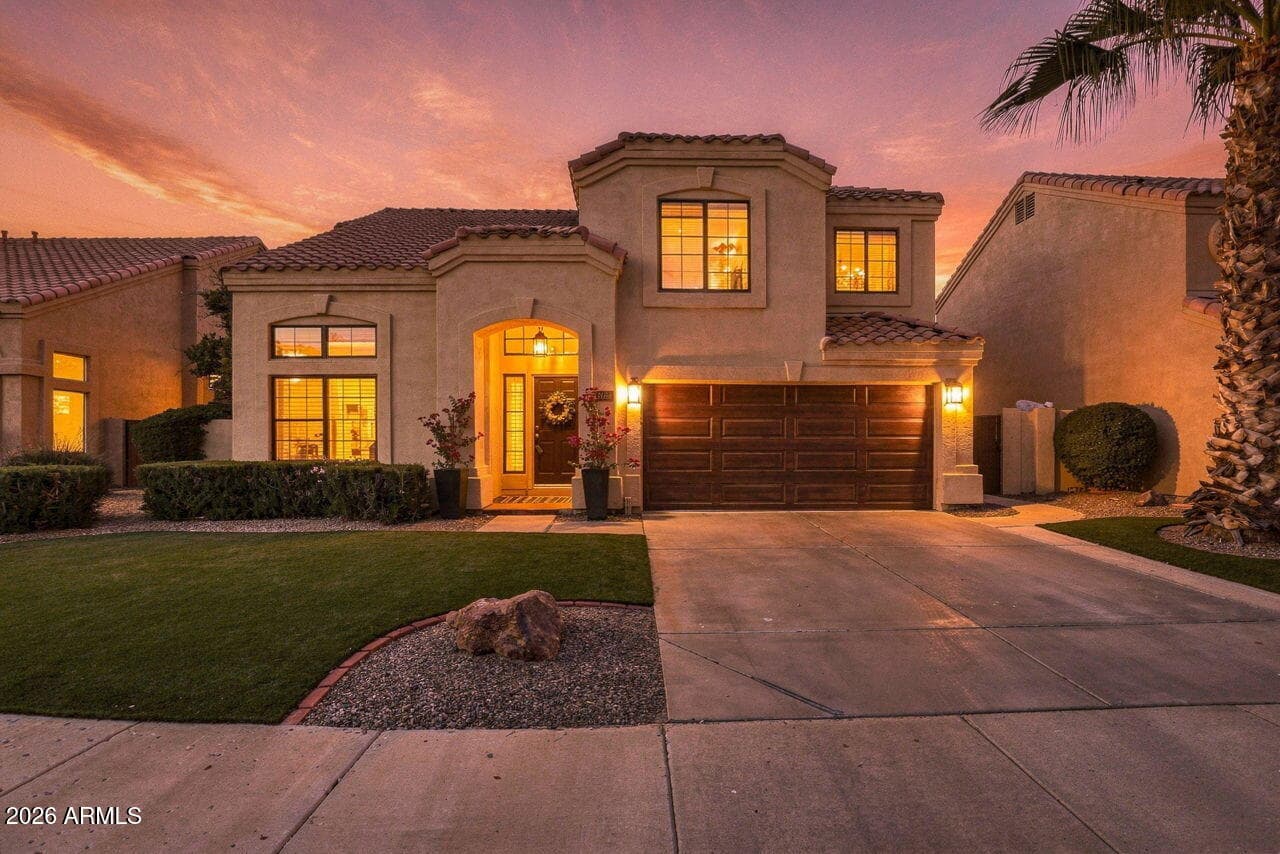 2094 W Peninsula Circle, Chandler, Arizona