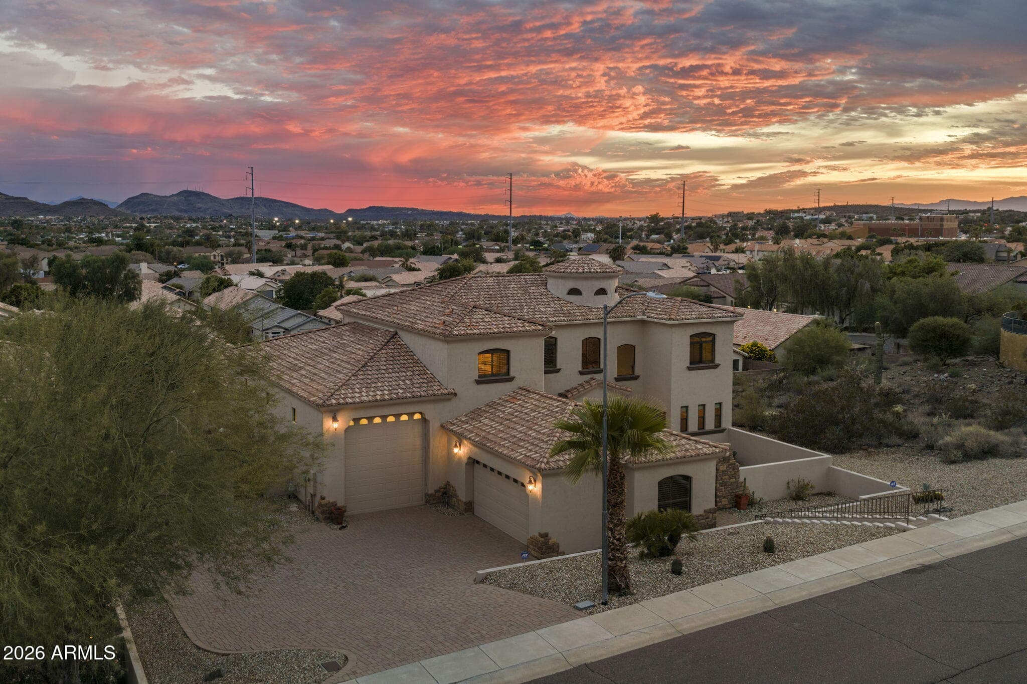 2109 E Kerry Lane