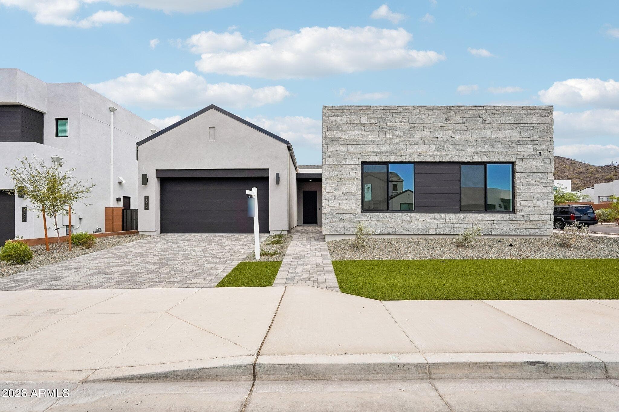 7312 W Running Deer Trail