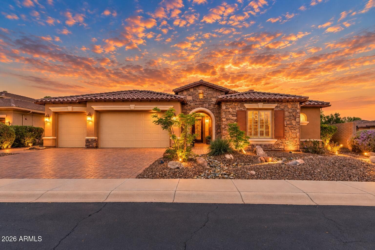 12061 W Miner Trail