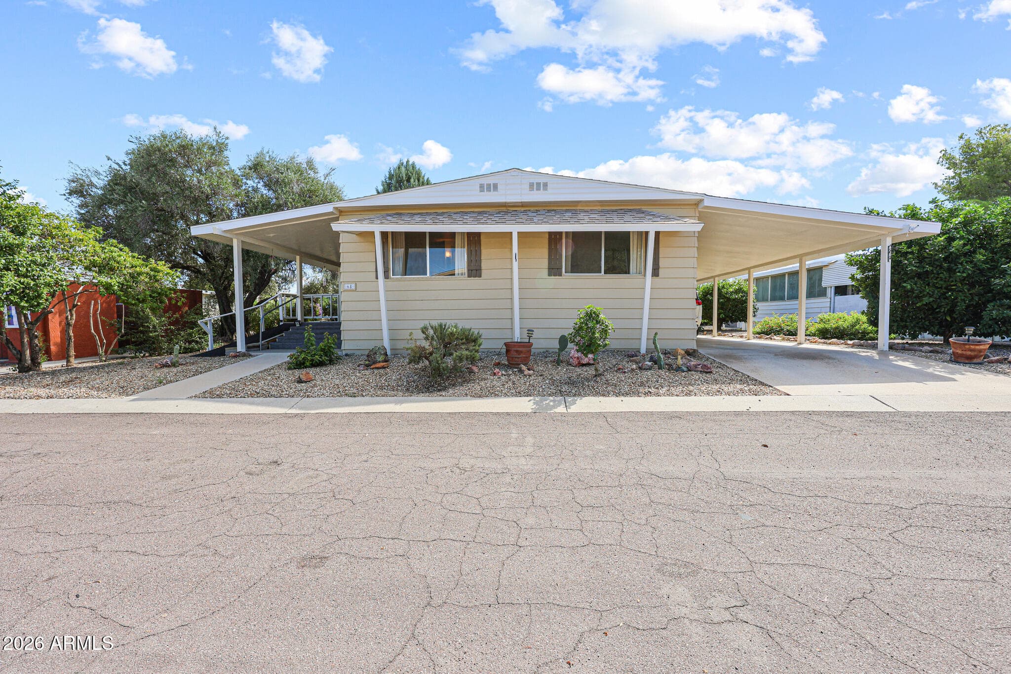 2501 W Wickenburg Way 68