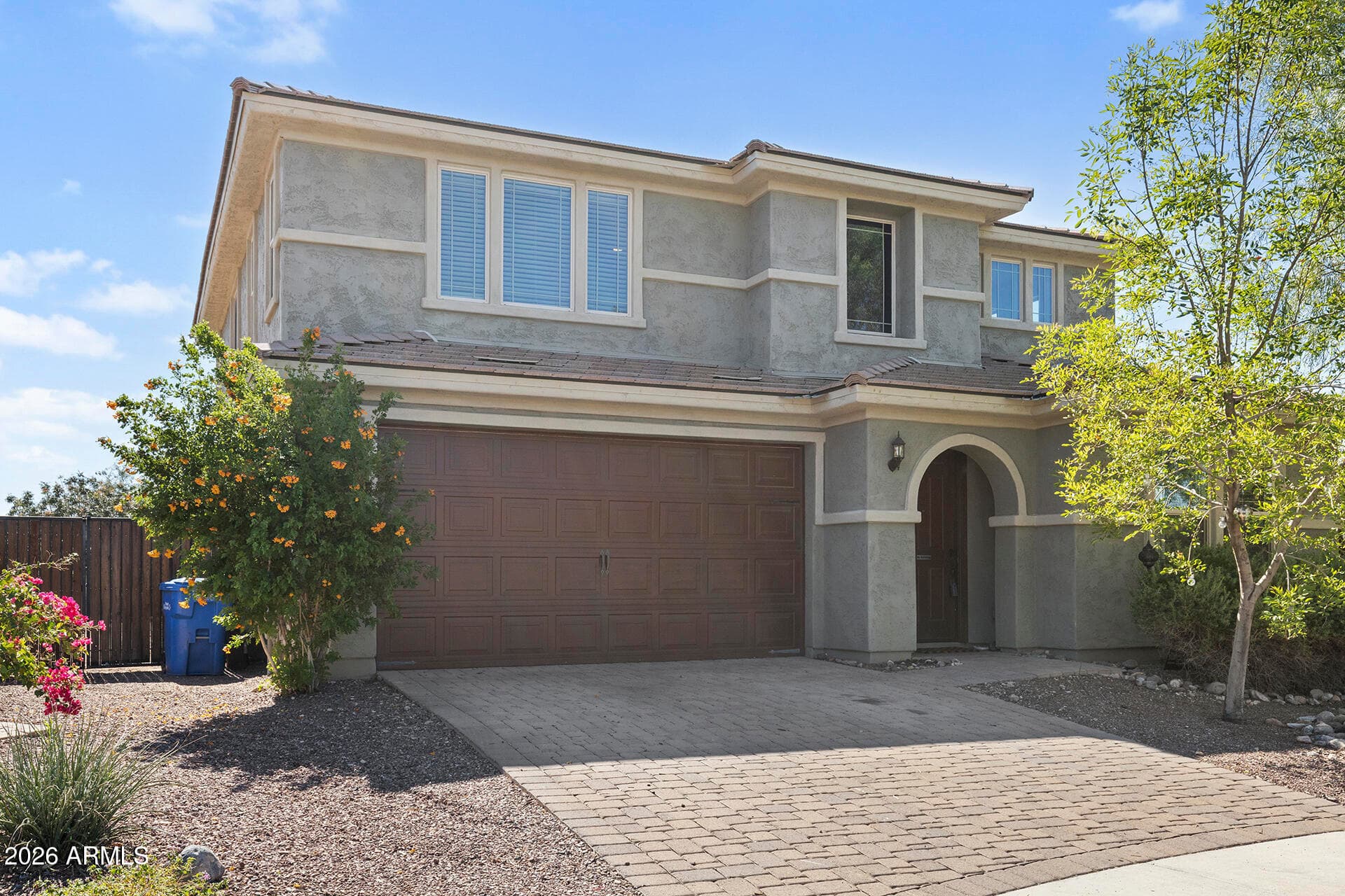2513 W Moura Drive