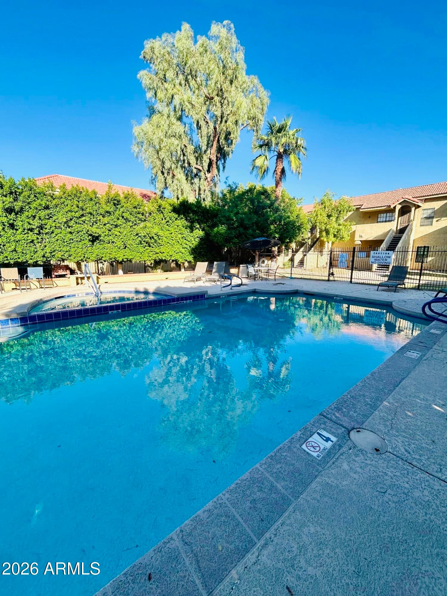 1126 W Elliot Road 1036