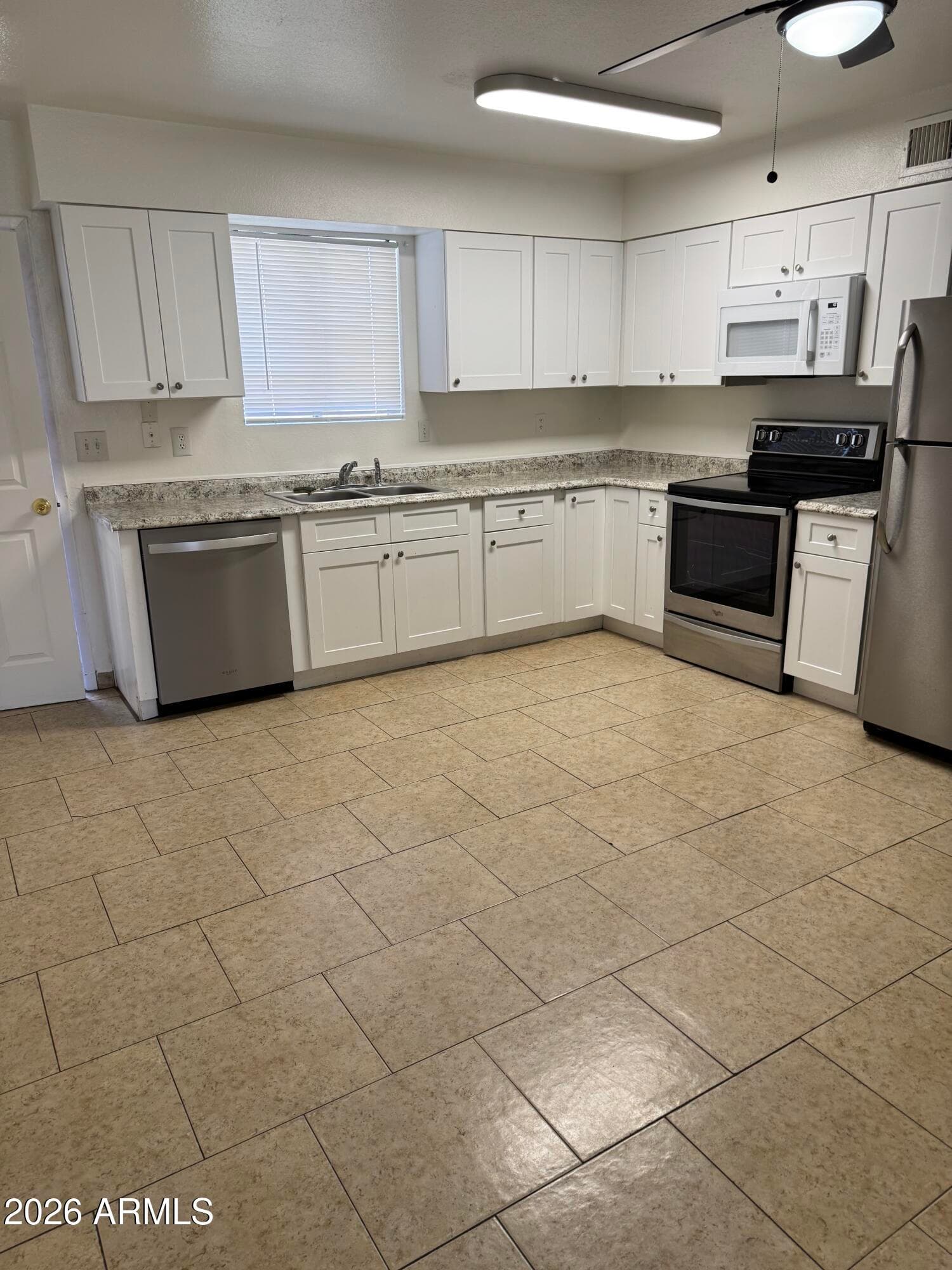 3313 W Golden Lane