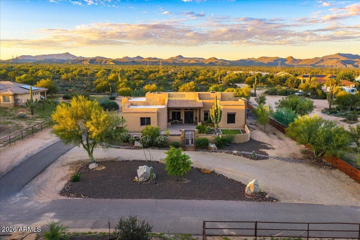 16348 E Calle De Los Flores Drive, Scottsdale, Arizona