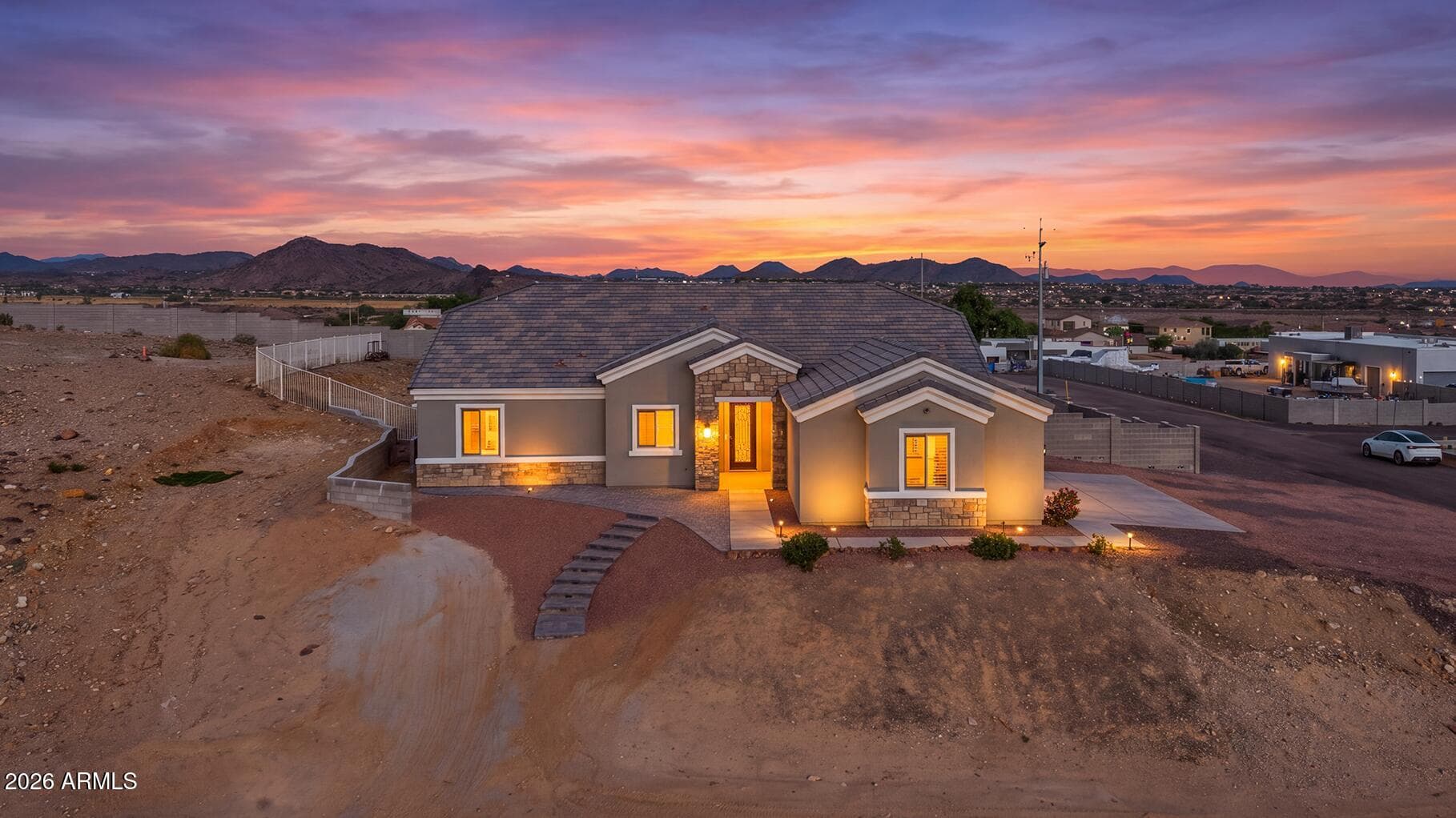 11422 W Tether Trail