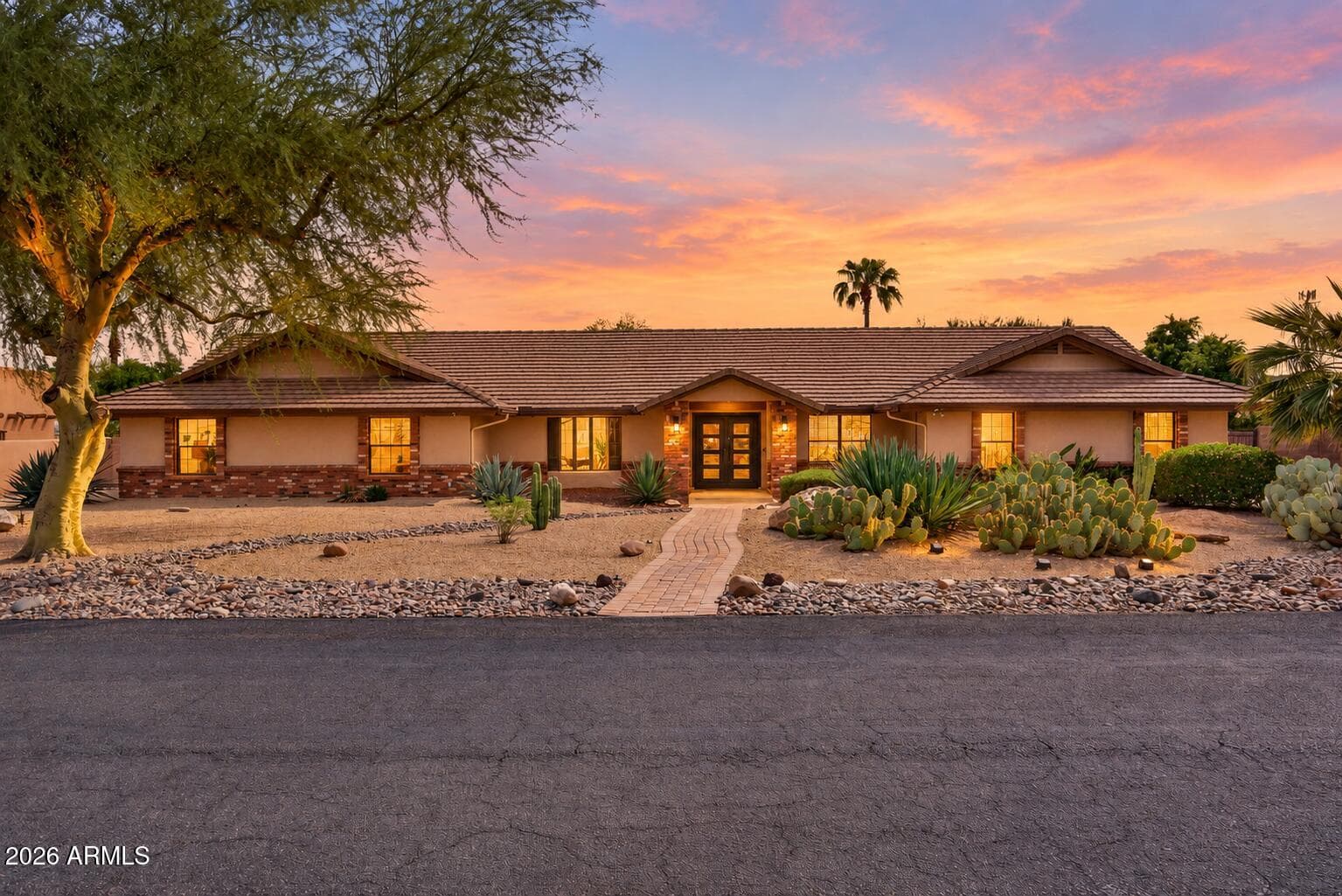 5003 W Fallen Leaf Lane
