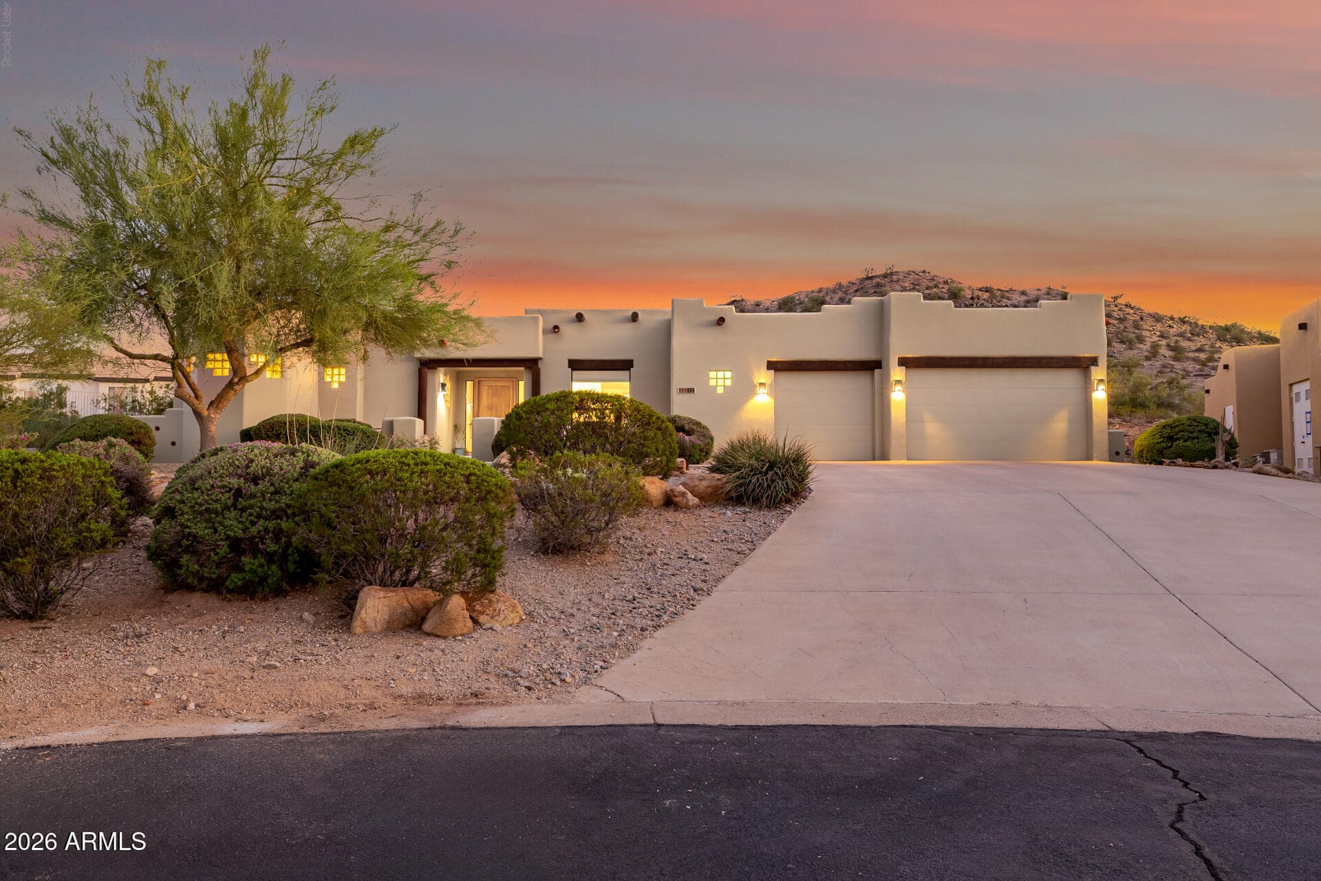 11289 S San Adrian Lane, Goodyear, Arizona