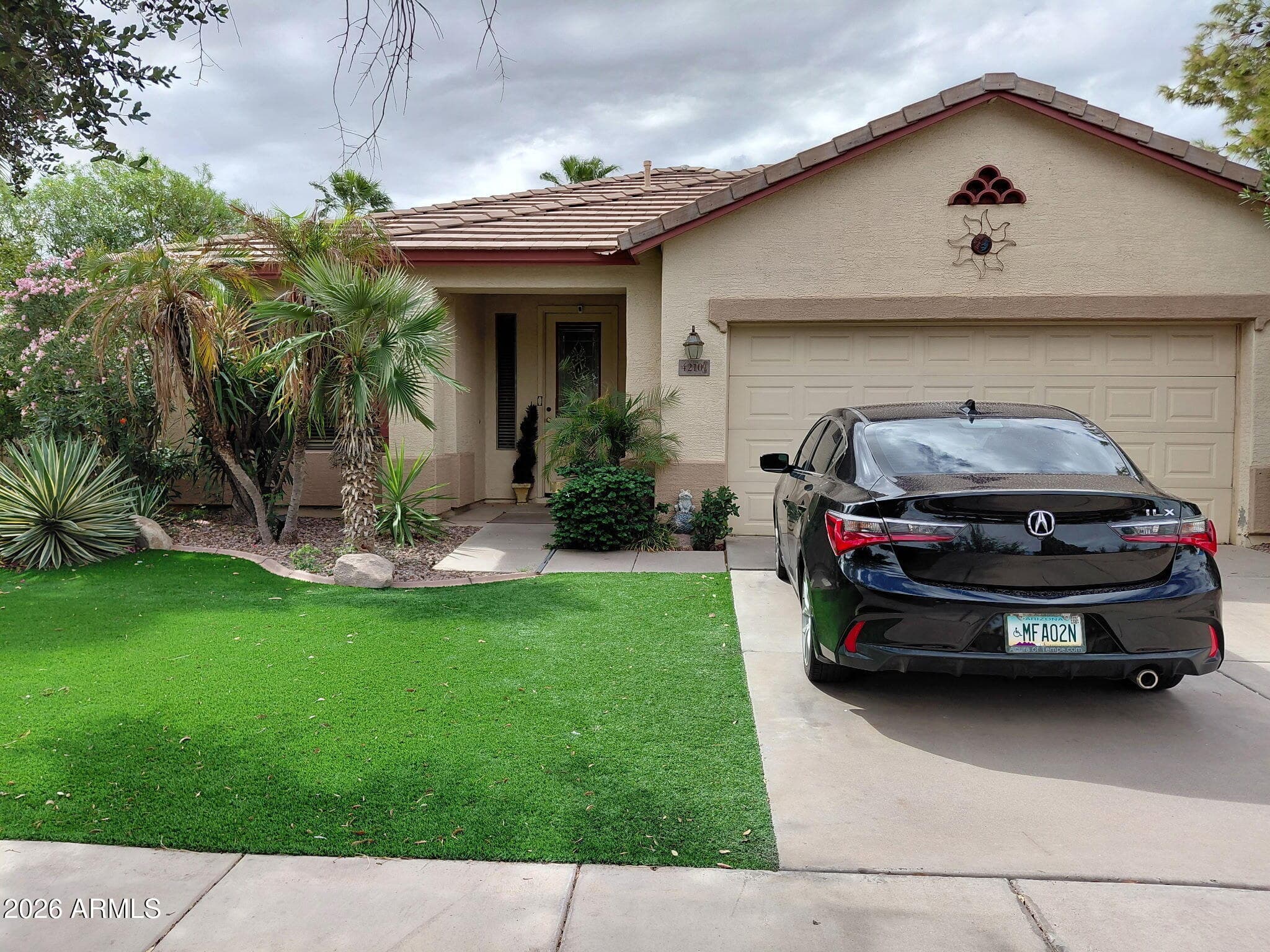 4210 S Splendor Place
