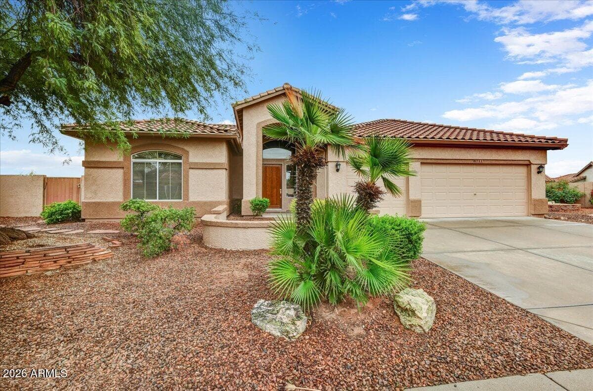 8751 W Sierra Pinta Drive, Peoria, Arizona
