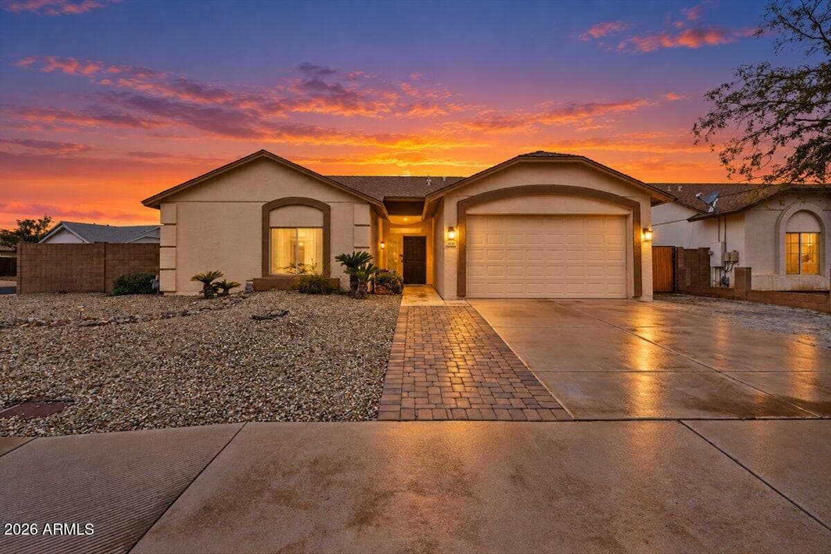 5418 N 102nd Avenue, Glendale, Arizona